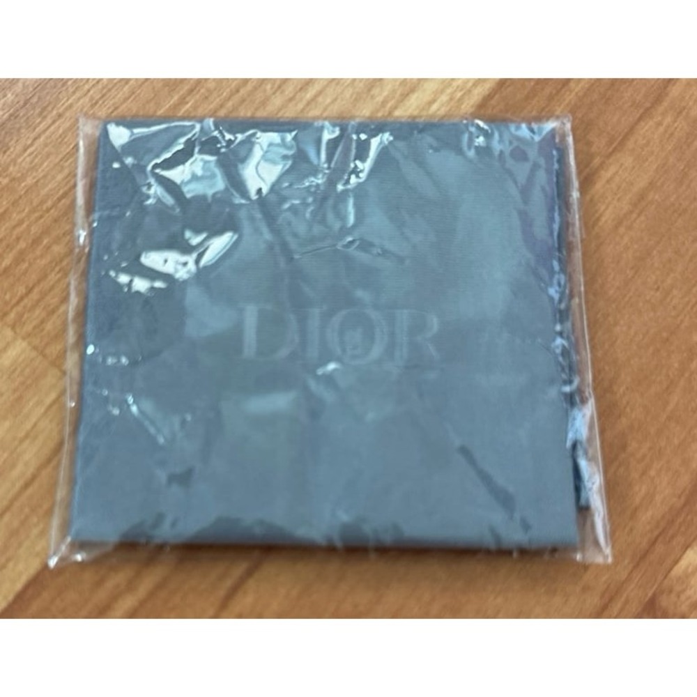 New Dior Cleaning Cloth Microfiber Gray For Sunglasses Eyeglasses Authentic